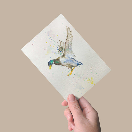 Expressiv-realistisches Postkarte – "Flügelspaß" – Handgemalt auf Leinwand von H1Z ART in lebendiger Atmosphäre