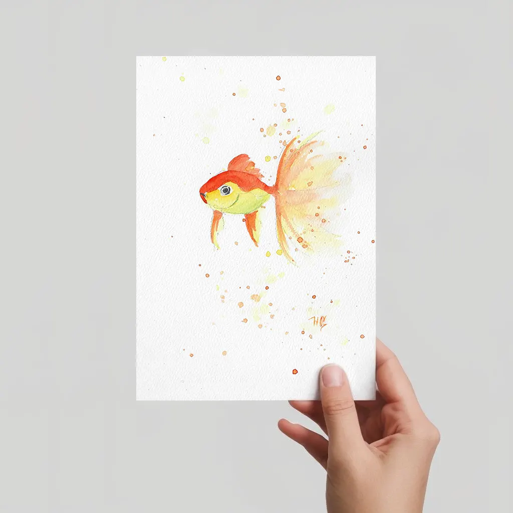 Aquarell Postkarte Goldfisch mit leuchtend orangen Flossen, handgemalt, expressive Malweise.